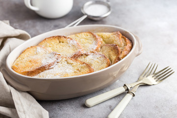 bread and butter pudding