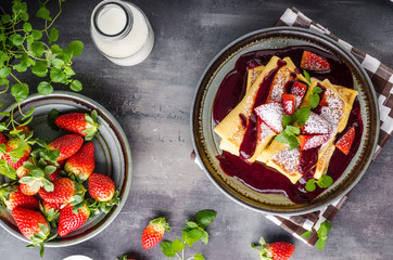 Filled pancakes with strawberries