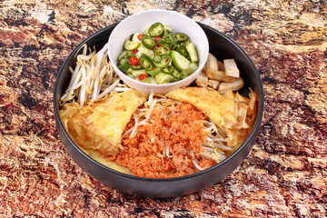 Pastry stuffed crispy egg crepe .