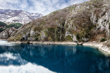 Fototapeta na wymiar San Domenico lake in late winter season, abruzzo