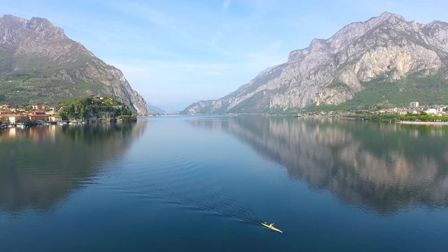 Kayaking on Como Lake