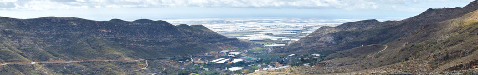 Fototapeta na wymiar Panorama view from Vicar to El Ejido