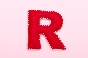 フェルトのアルファベット R