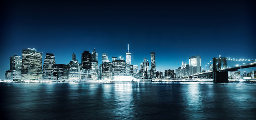 Vue illuminée de Manhattan