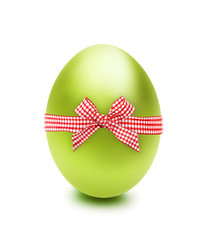 Grünes Osterei mit Schleife