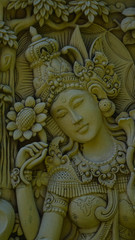 Fototapeta na wymiar Relief im Tempel, Bali