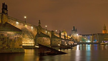 Fototapeta premium Charles bridge in the night. View from Kampa. Prague, Czech Republic.