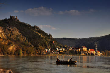 Boot auf der Donau bei Dürnstein
