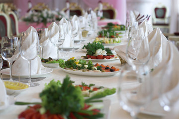 Beautifully decorated table on holiday