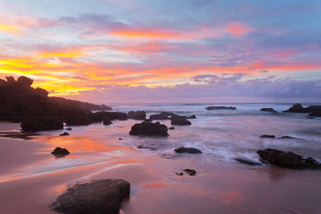 Fototapeta na wymiar Scenic sea landscape at sunset. Atlantic coast. Castelejo beach. Algarve. Portugal (Praia do Castelejo)