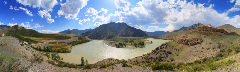 Fototapeta na wymiar confluence of Chuya and Katun Rivers in Altai