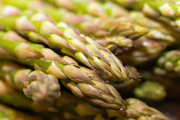 grüner Spargel