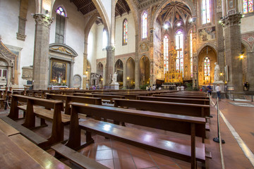 Fototapeta na wymiar The interior of the Basilica of Santa Croce