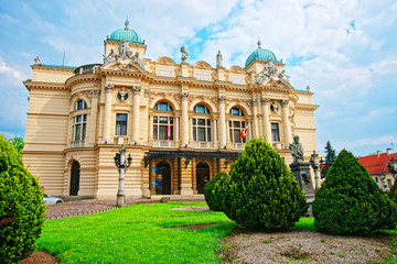 Fototapeta na wymiar Juliusz Slowacki Theater in Krakow