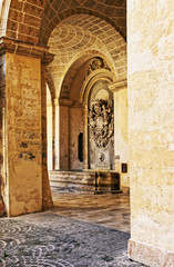 Fototapeta na wymiar Courtyard of Grandmaster palace Valletta