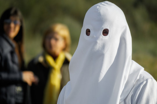 รูปภาพShroud – เลือกดูภาพถ่ายสต็อก เวกเตอร์ และวิดีโอ100,544 | Adobe Stock