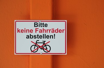 Schild mit der Aufschrift 
