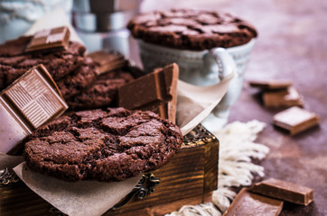 Round chocolate cookies
