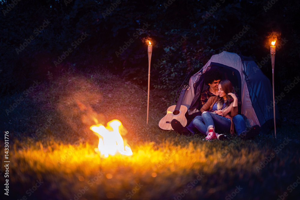 Wall mural Romantic camping night