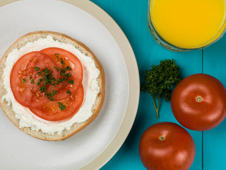 Bagel With Cream Cheese and Tomato