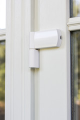 metal-plastic outer loop for doors