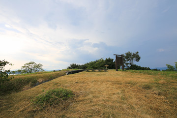 Obraz premium 愛媛県今治市 小島 中部砲台 司令塔跡