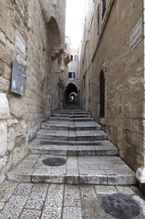 Fototapeta na wymiar Calle del Barrio Judío de Jerusalén en Shabat