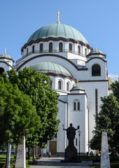 Fototapeta na wymiar St. Sava Cathedral in Belgrade