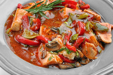 Chicken cacciatore in plate, closeup