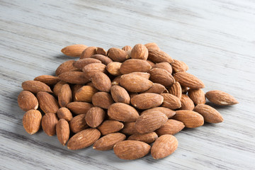 roasted almonds