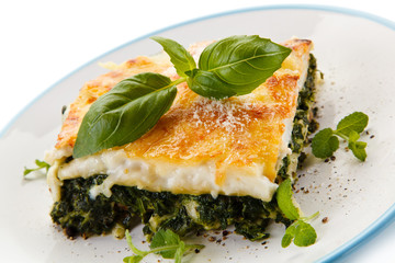 Vegetarian lasagna with spinach