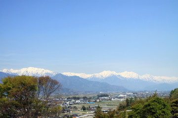 安曇野から望む北アルプス