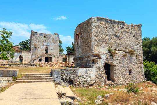 รูปภาพIlias เลือกดูภาพถ่ายสต็อก เวกเตอร์ และวิดีโอ1,262 Adobe Stock