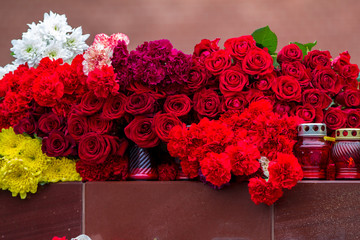 Flowers in memory of the victims in the St. Petersburg metro