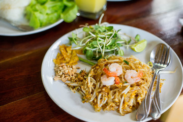 Pad Thai food