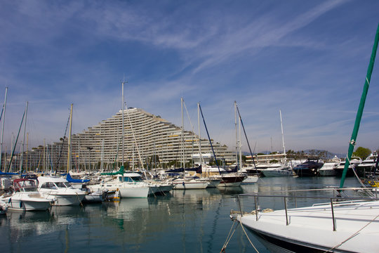 Port Marina 3