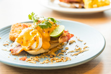 Egg benedict