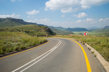 Fototapeta premium Mountain Landscape with Highway in Golden Gate Highlands National Park in South Africa’s Freestate