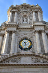 Façade baroque de l'église Saint-Paul dans le Marais à Paris, France