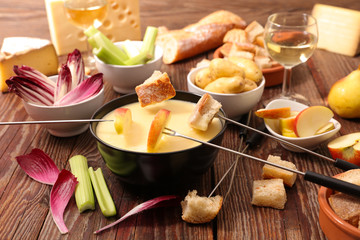 cheese fondue with vegetables