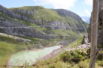 Fototapeta na wymiar Rofangebirge am Achensee