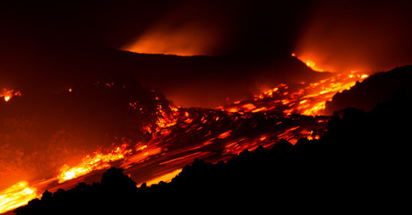 Colata di Lava Etna © Etna ·REC Attivo