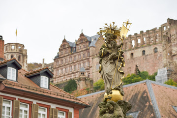Pomnik Matki Bożej w Heidelberg - obrazy, fototapety, plakaty