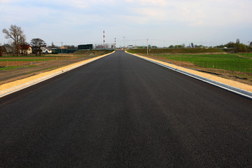 Fototapeta premium Nowa droga asfaltowa z Opola do elektrowni.