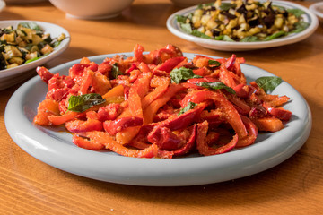 Geschnittene Paprika auf Teller