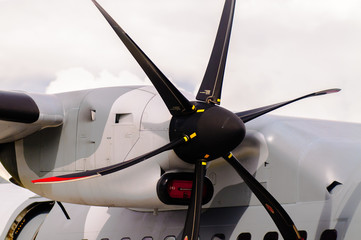 Warplane propeller