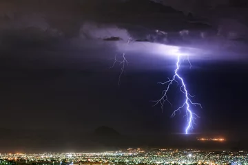 Foto auf Acrylglas Blitzschlag von Wolke zu Erde in Las Vegas, NV © C.A.Palmira Photos