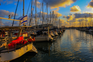 Unforgettable evening, beautiful sunset, unmatched yachts.
