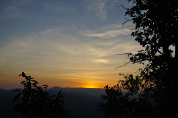 Morning sun During the mass of fog in the mountains