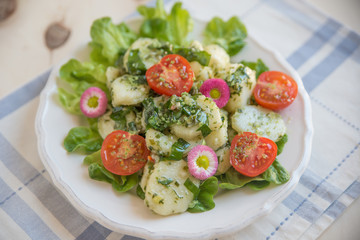 Kartoffel Salat mit Bärlauch 